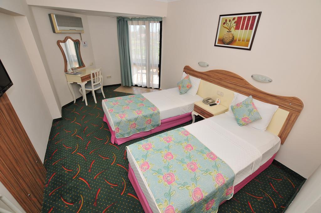 Hotel Pelin Fethiye Esterno foto